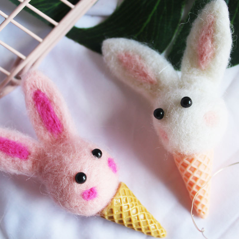 非常可爱的一款羊毛毡戳戳乐兔子   三个颜色,冰淇淋造型   适合做