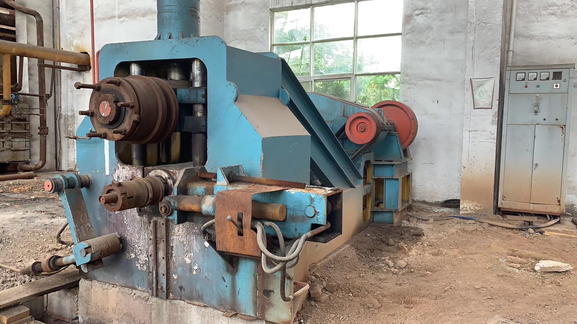 (201908月售出)在位转让 八成新 无锡大桥机床 1.6米碾环机