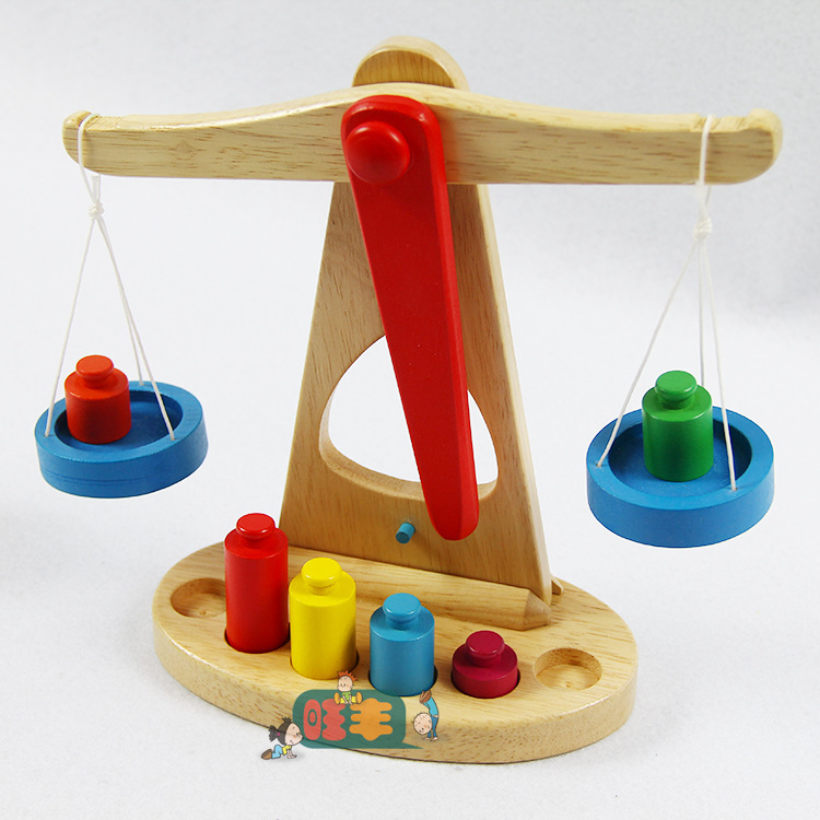 幼儿园蒙氏儿童智力天平玩具 益智玩具 平衡器 智力天平称木质