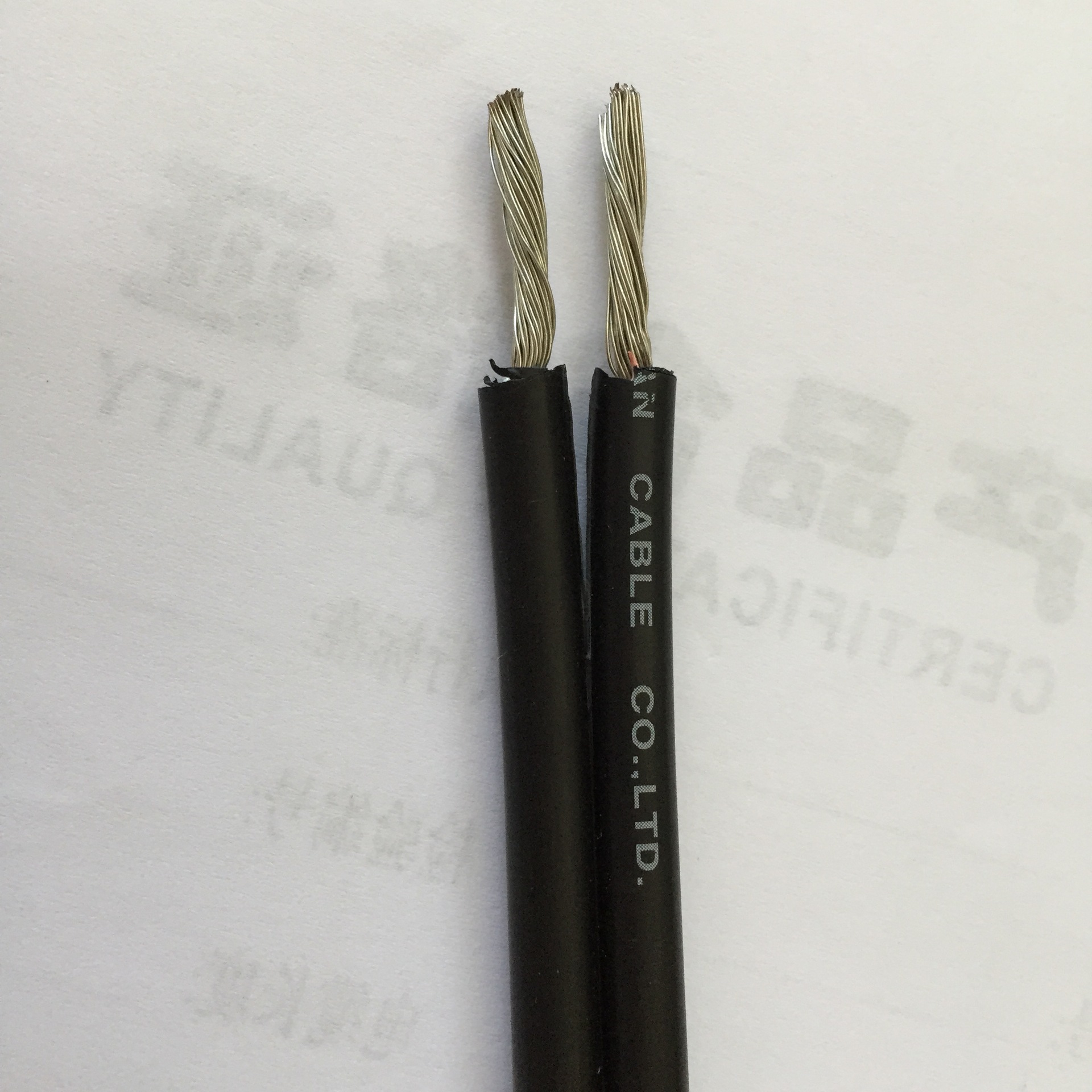 易初电线电缆太阳能专用直流电缆pv1-f1*4平方 国标足方线