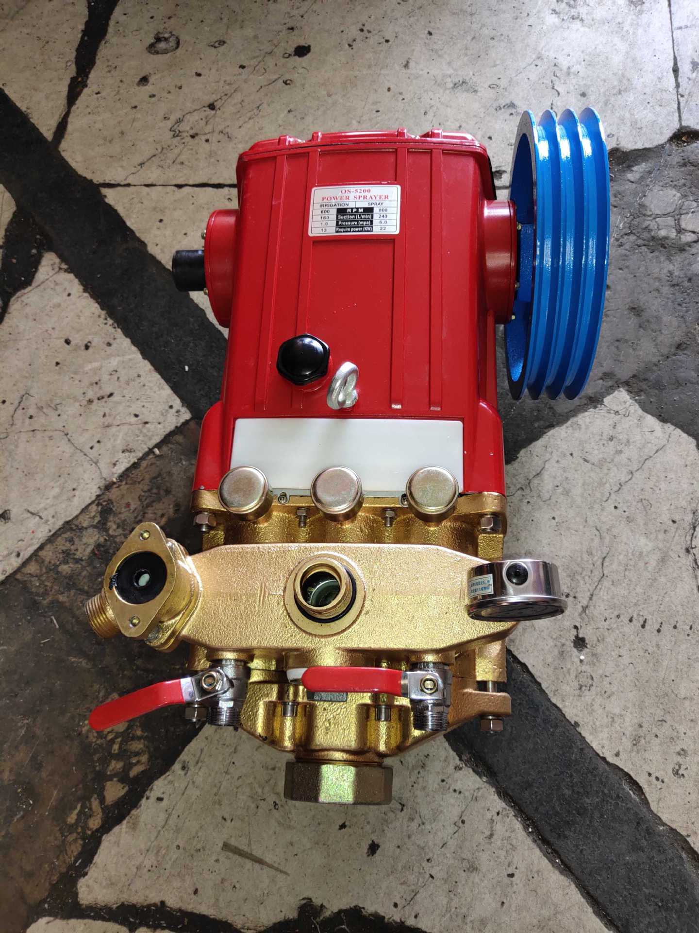 云南昆明os5200泵打药泵柱塞泵160240l压力10kg-60kg配1322kw