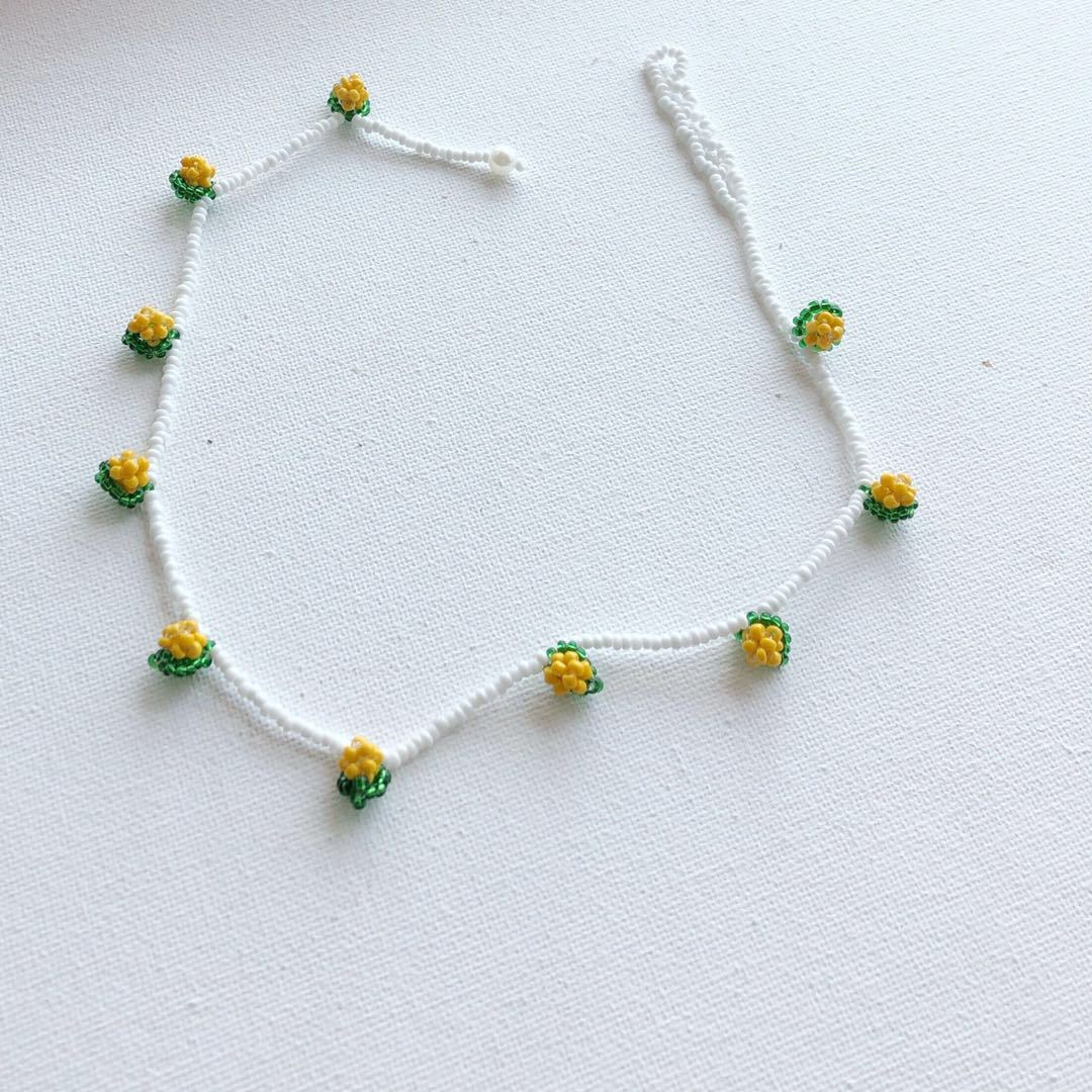 19夏季新款项链简约欧美气质陶瓷米珠手工编织小花项链女式