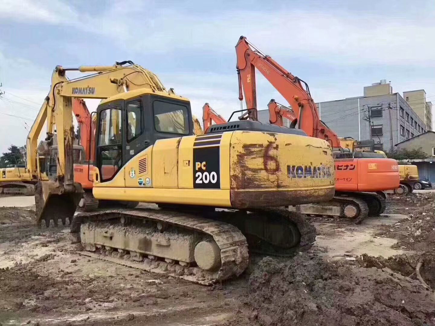 二手日本小松 200挖机 车况精品 大件质保