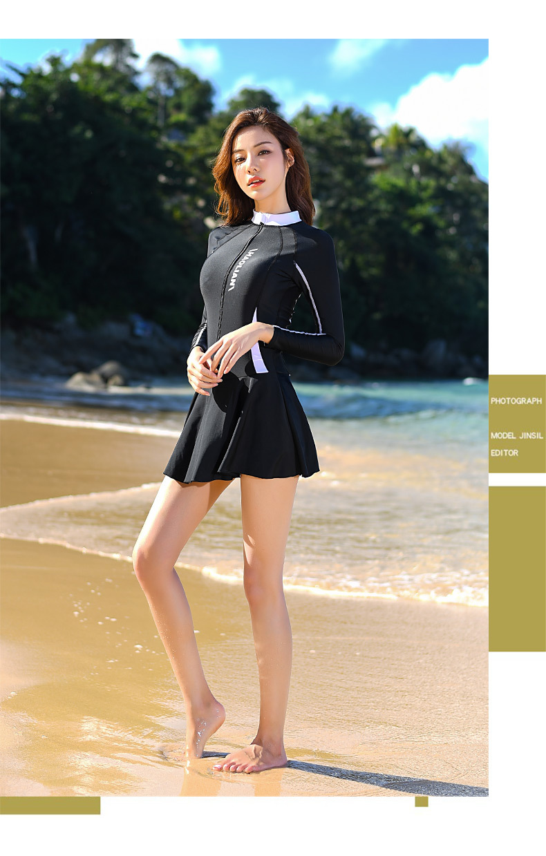 新款长袖泳衣女连体裙式运动防晒平角保守学生遮肚显瘦温泉潜水服