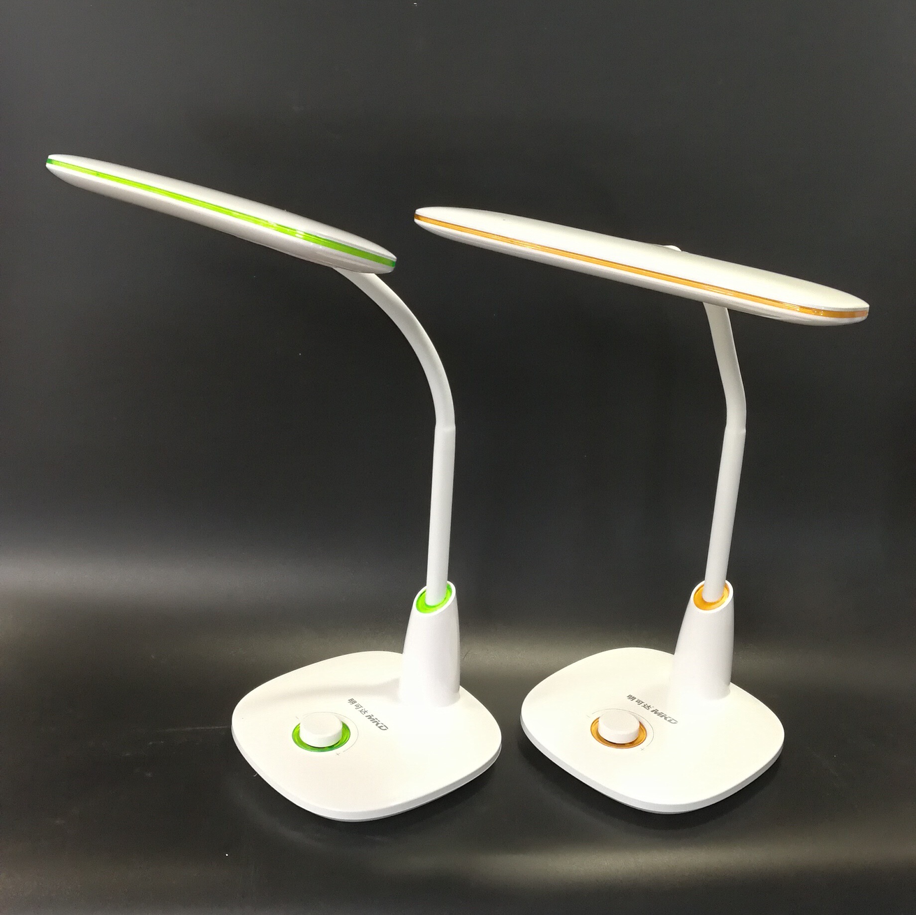 明可达led护眼台灯9w可调光学生学习 商务办公家居照明爆款包邮