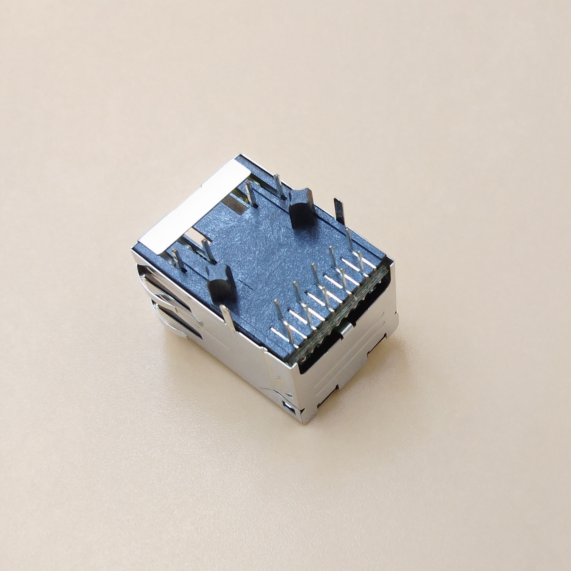 网络接口母座 单口rj45 带弹带灯 以太网接口jfm3801b-0lv3-4f