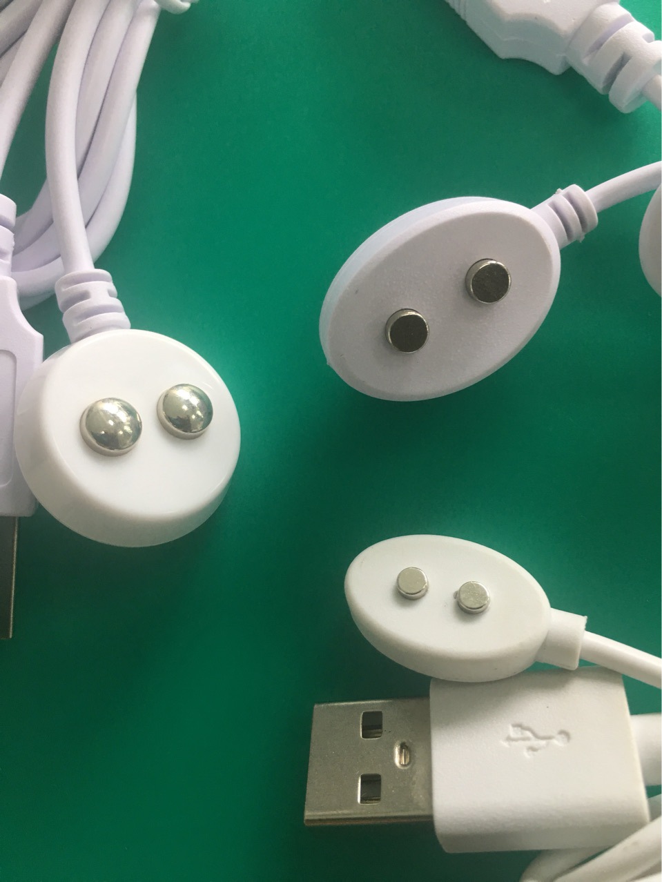 成人用品磁吸充电线电动牙刷磁充电线两触点磁性充电线盲充磁吸线