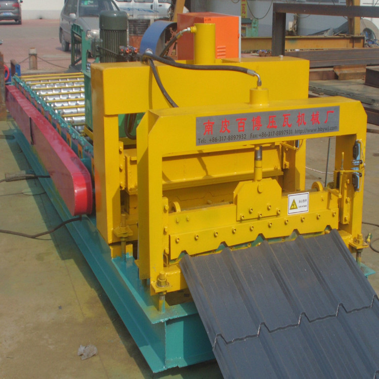 供应840型仿古琉璃瓦压瓦机 彩钢琉璃瓦成型机器 双层彩钢压瓦机