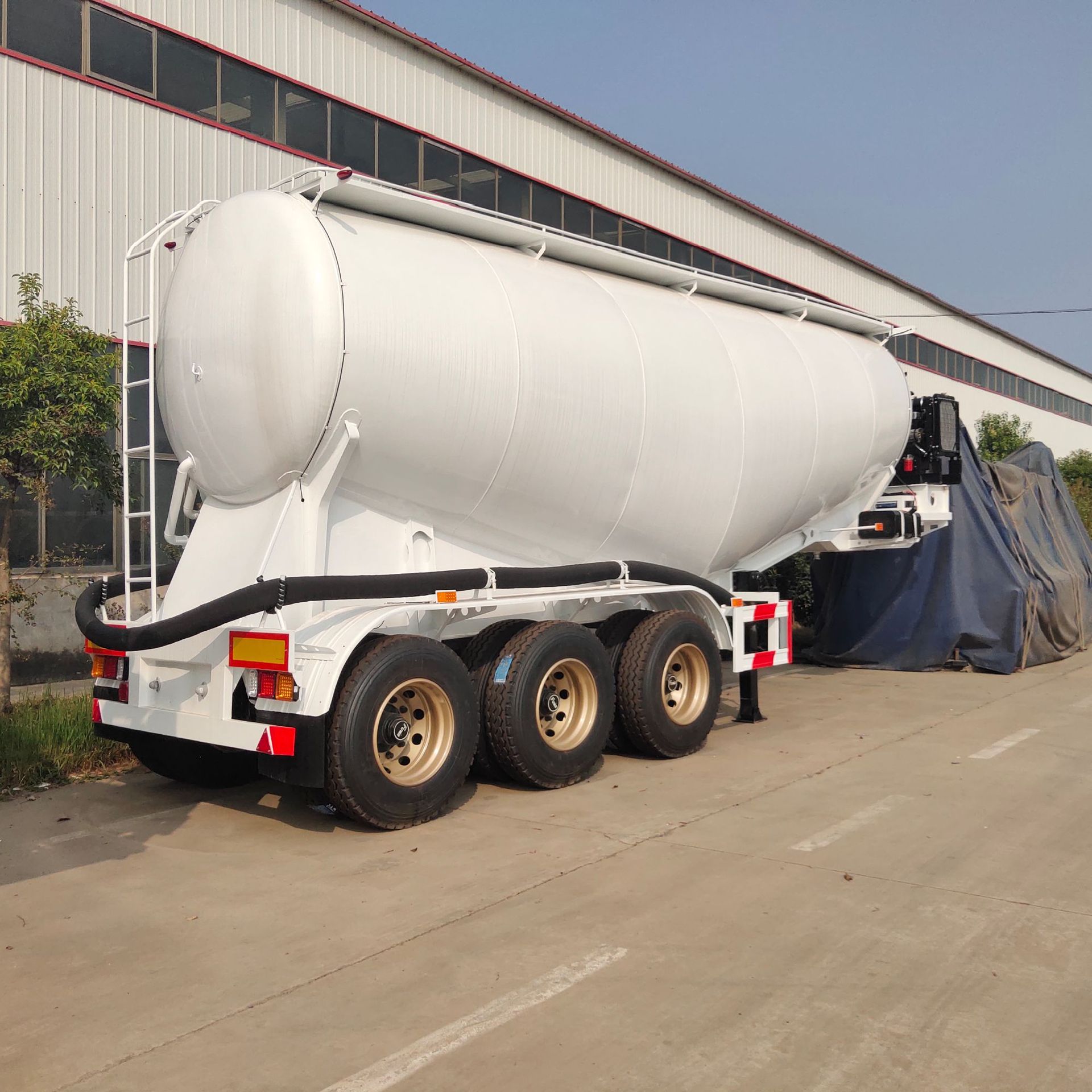 源头厂家定制下灰罐挂车 散装水泥半挂车 u版全挂车 罐式特种车辆