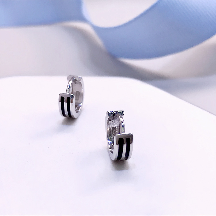 中性925纯银耳扣气质韩国黑色滴胶耳骨扣耳环网红耳圈 睡觉不用摘