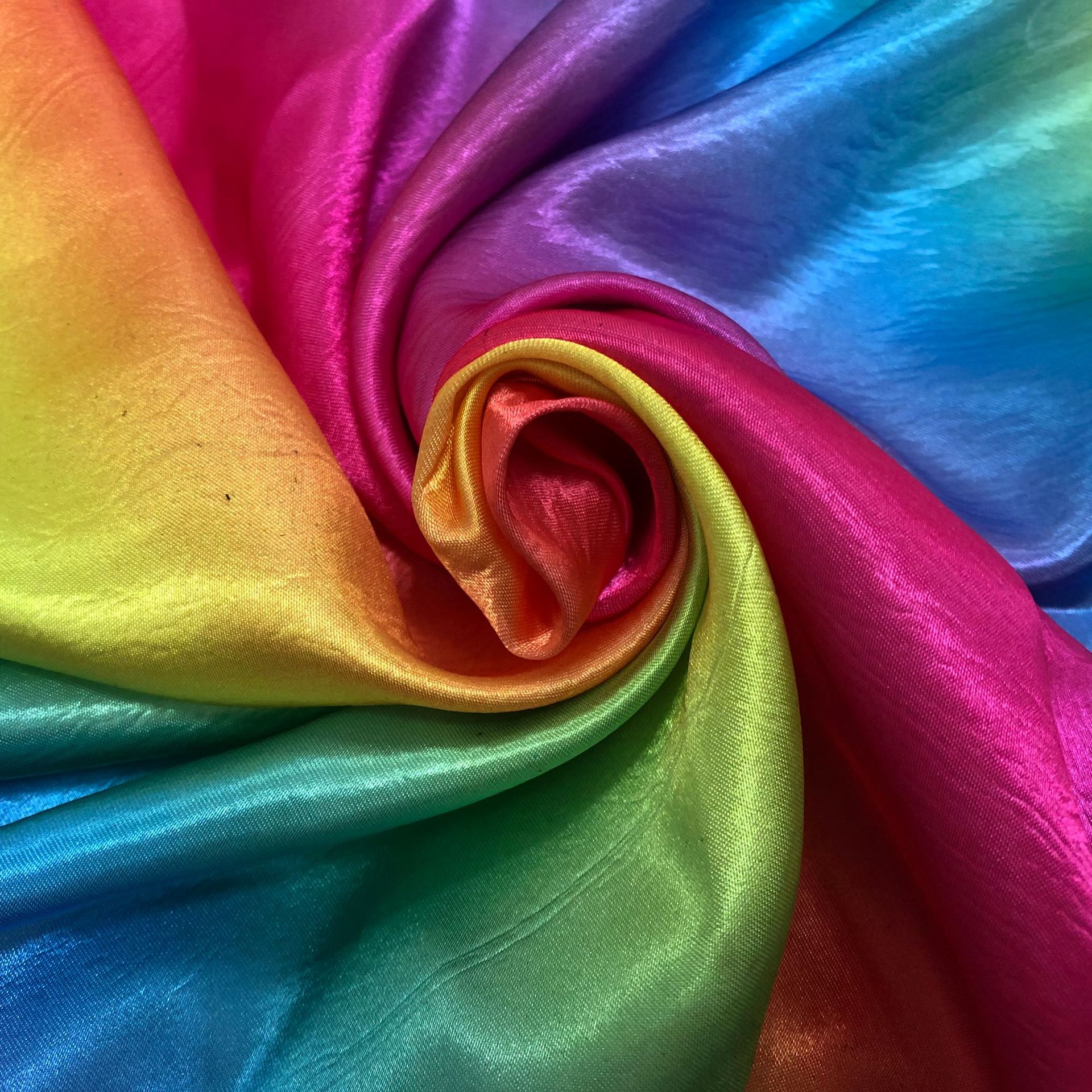 多种印花面料 家纺装饰布 色丁印花 舞台服装面料