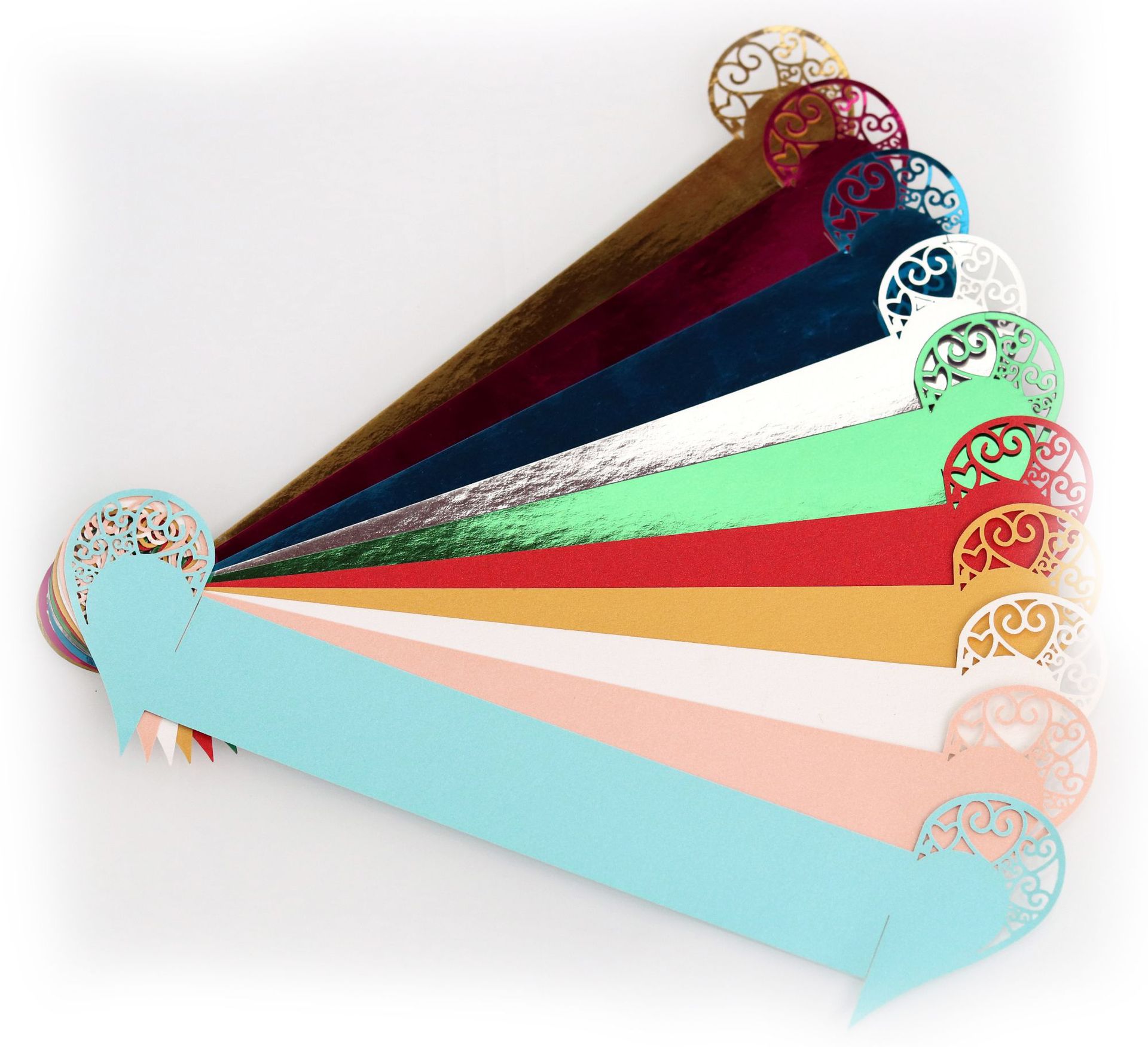 销亚马逊 爱心纸扣 激光镂空餐巾环 婚庆酒店装饰毛巾扣 深圳批发