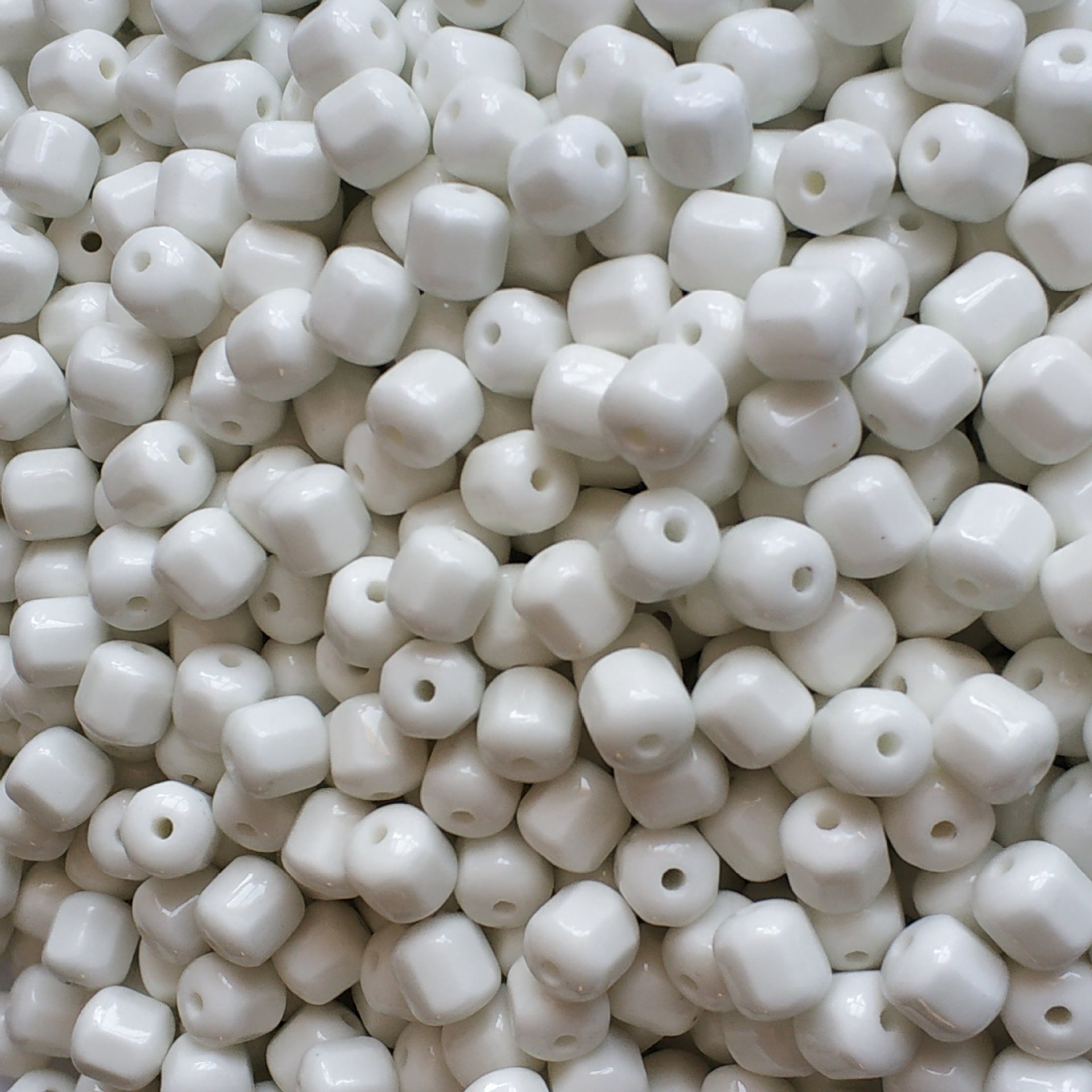 托玛琳 锗石八方陶瓷珠釉亮白色diy手工项链手链散珠