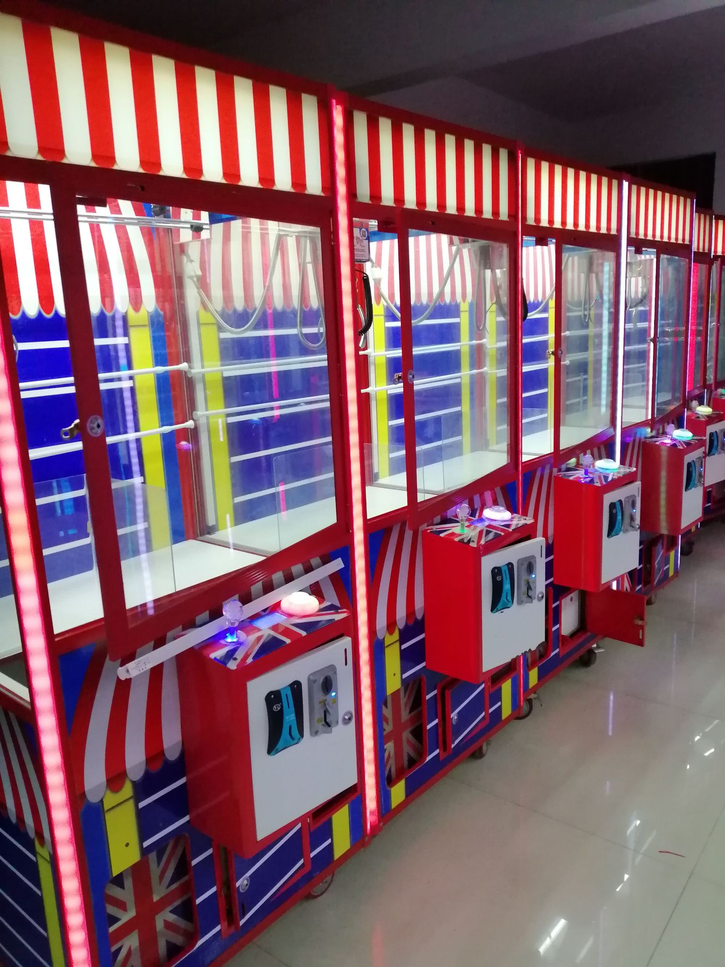 投币式九成新二手抓娃娃机 夹公仔夹娃娃机 回收二手娃娃机游戏机