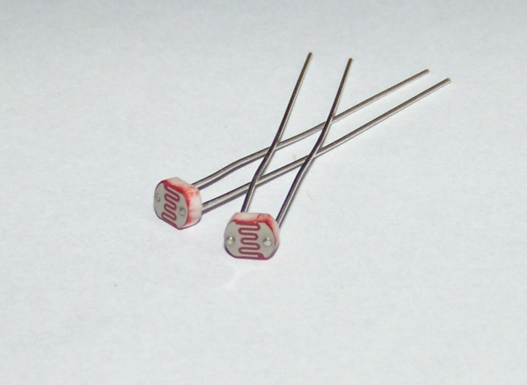 cds光敏电阻gl4516 直径4mm硫化镉光敏电阻 亮电阻5-10k