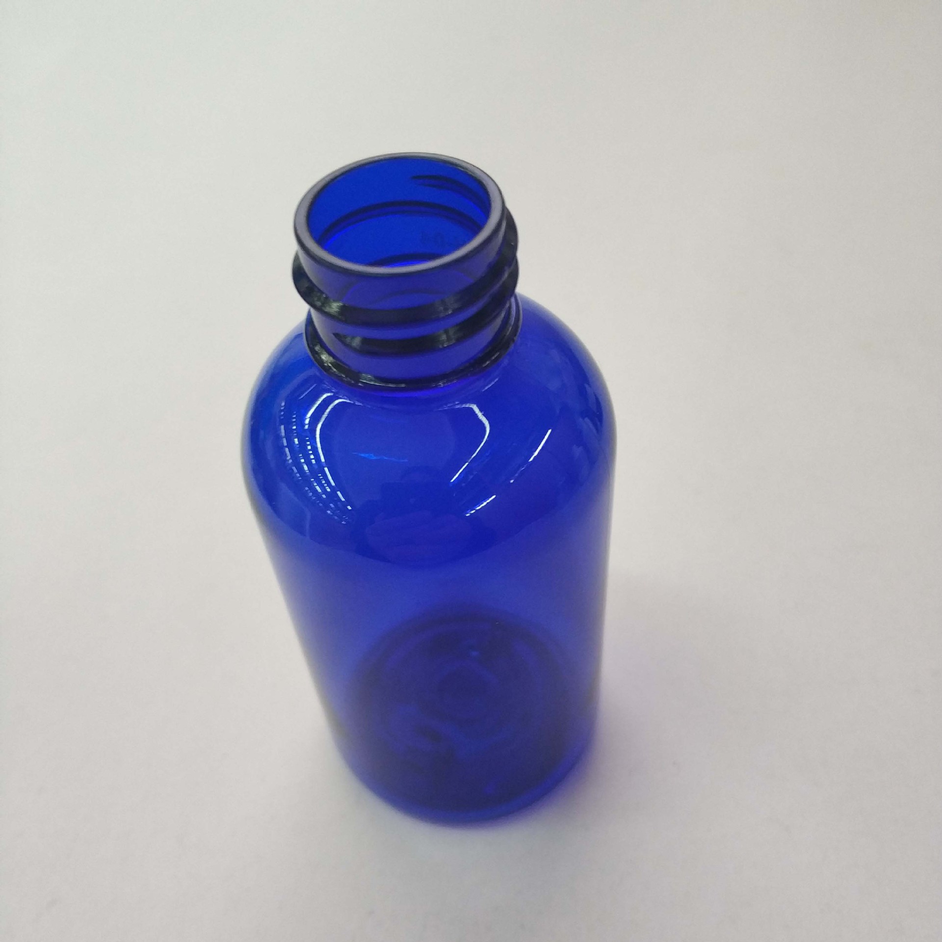 1盎司波士顿瓶 1 oz pet塑料瓶 滚珠瓶 塑料喷瓶 化妆品分装瓶