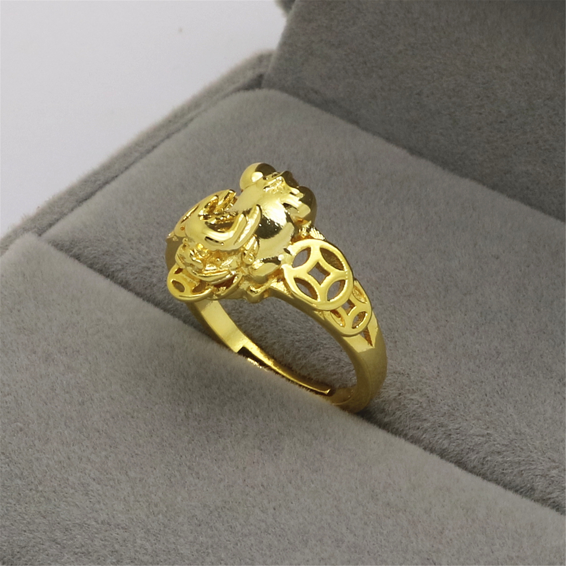 复古转运吉祥小金钱貔貅戒指时尚个性潮流霸气男女食指气质指环