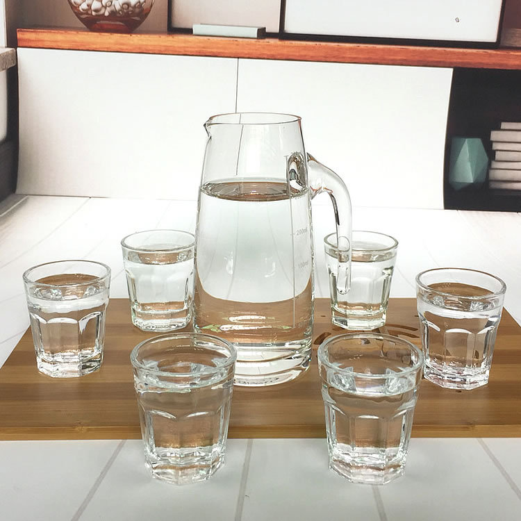 批发零售透明玻璃酒杯加厚八角小酒杯一口杯ktv烈酒杯白酒杯定制