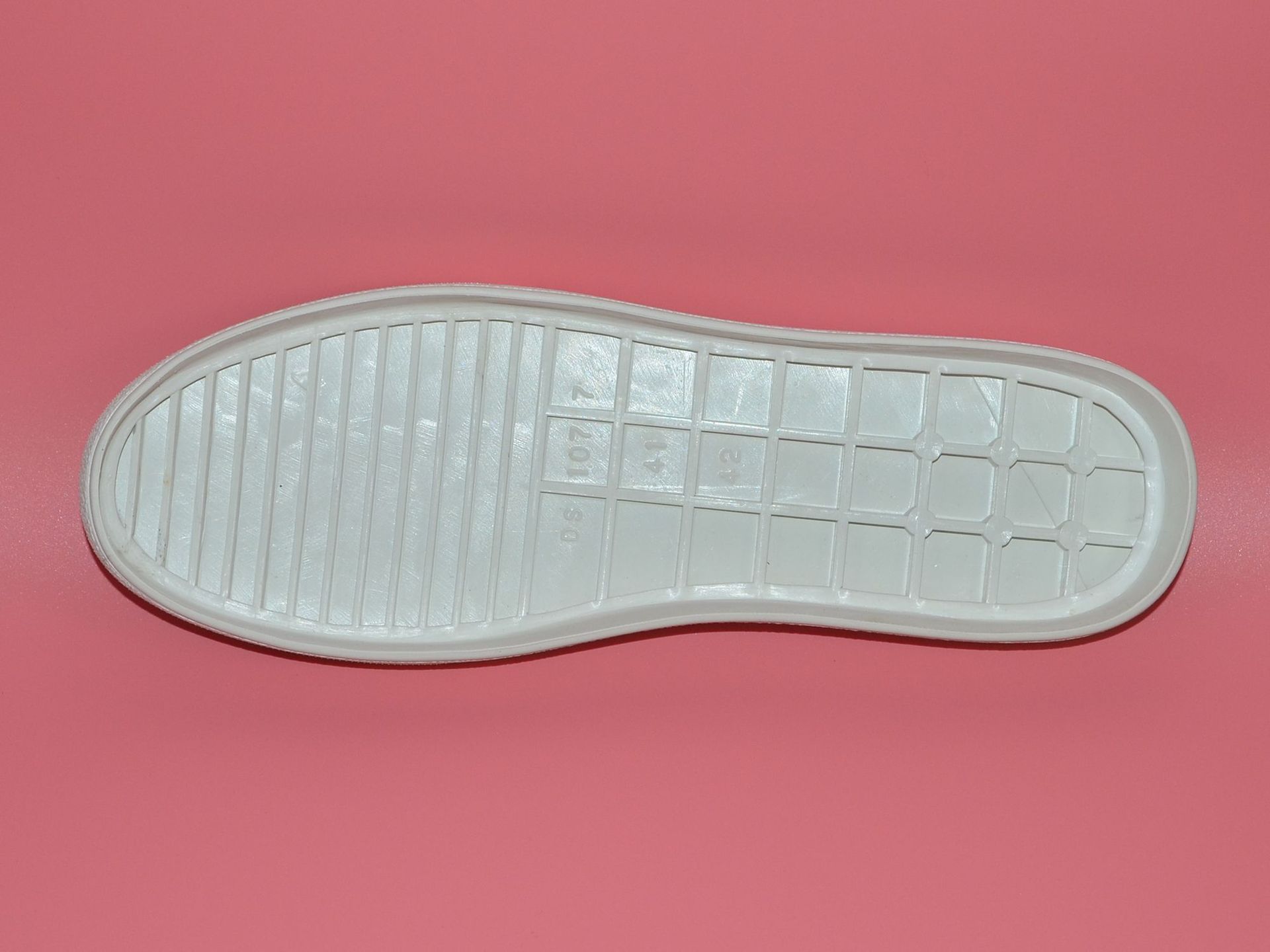 运动休闲男款板鞋橡胶鞋底 sole防滑耐磨耐黄橡胶鞋底小白鞋