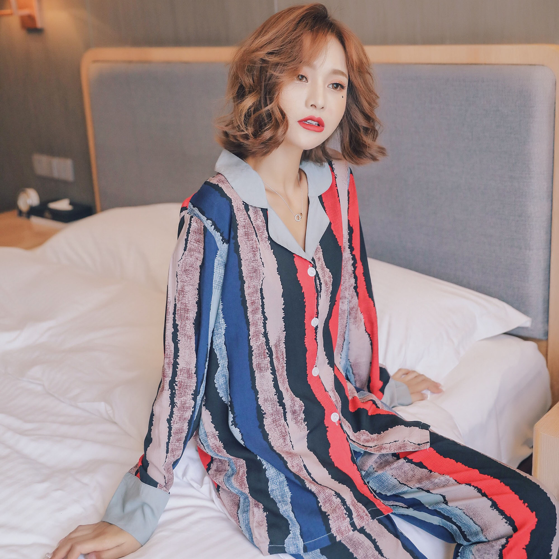 秋季新品棉绸女士长袖睡衣套装 舒适柔软撞色翻领竖条家居服批发