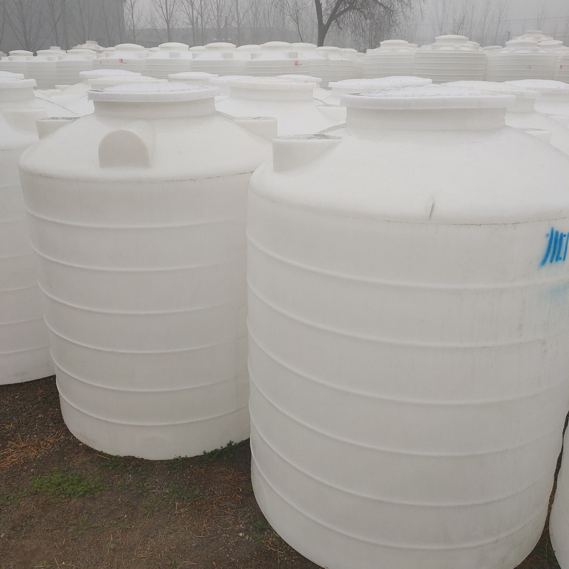 1t一吨塑料立式水塔塑料大白桶储水圆桶室外水罐车间周转桶化工桶
