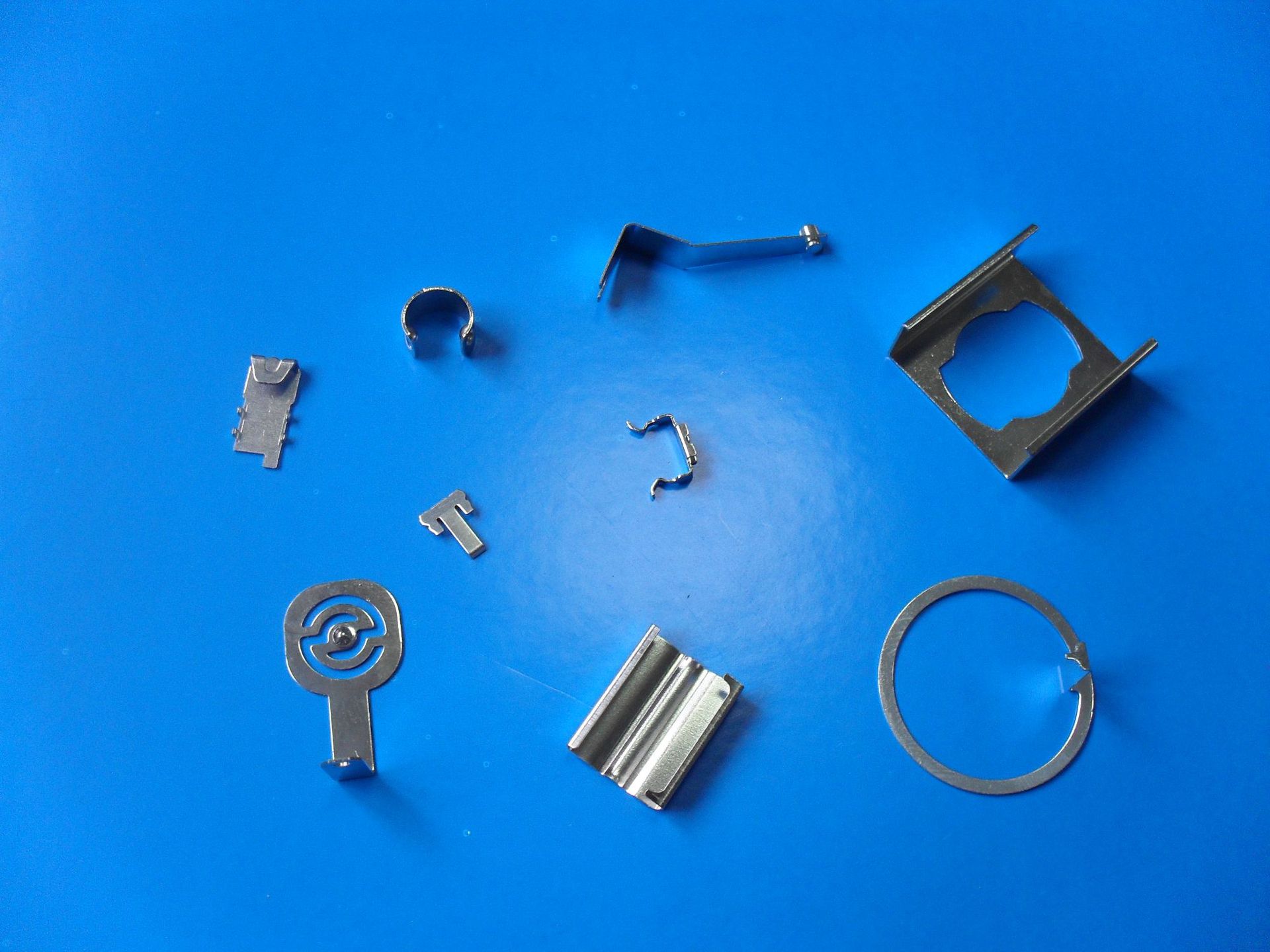 电子五金冲压件手机弹片铍铜簧片继电器弹片