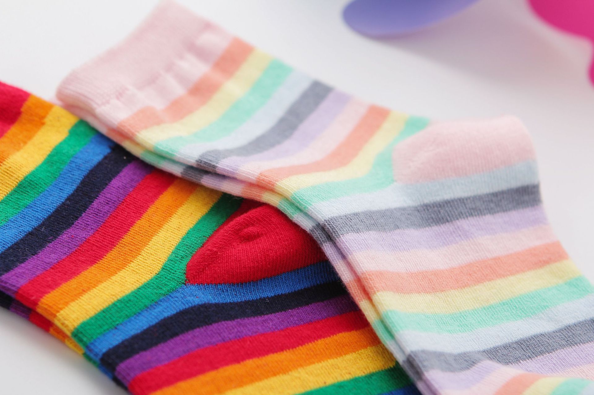 韩版原宿风复古彩虹袜全棉中筒女袜 冰淇淋彩虹色少女心软妹袜子