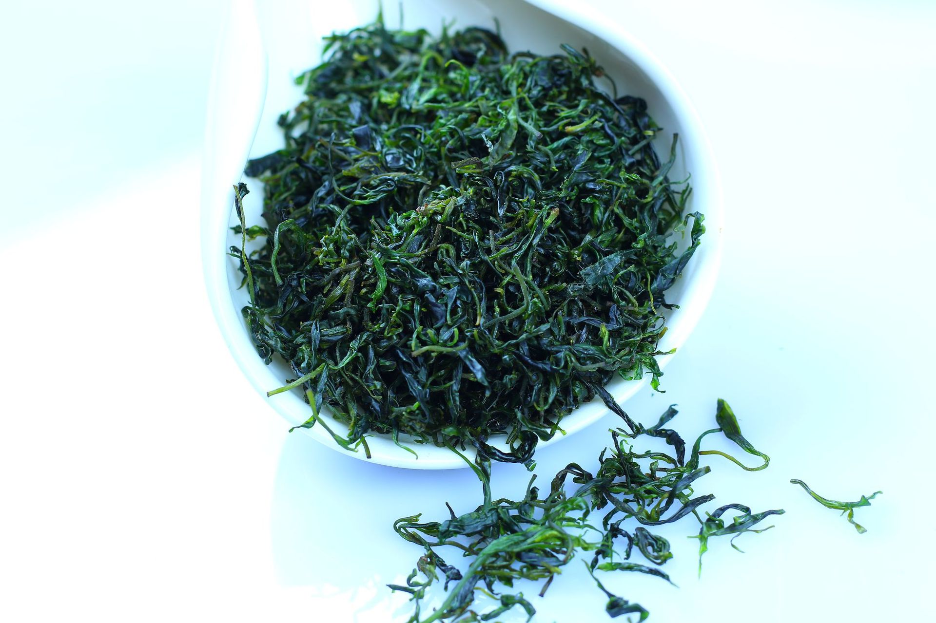 2020新茶青山绿水小叶苦丁茶散装苦丁茶毛冬青茶青山绿水2号