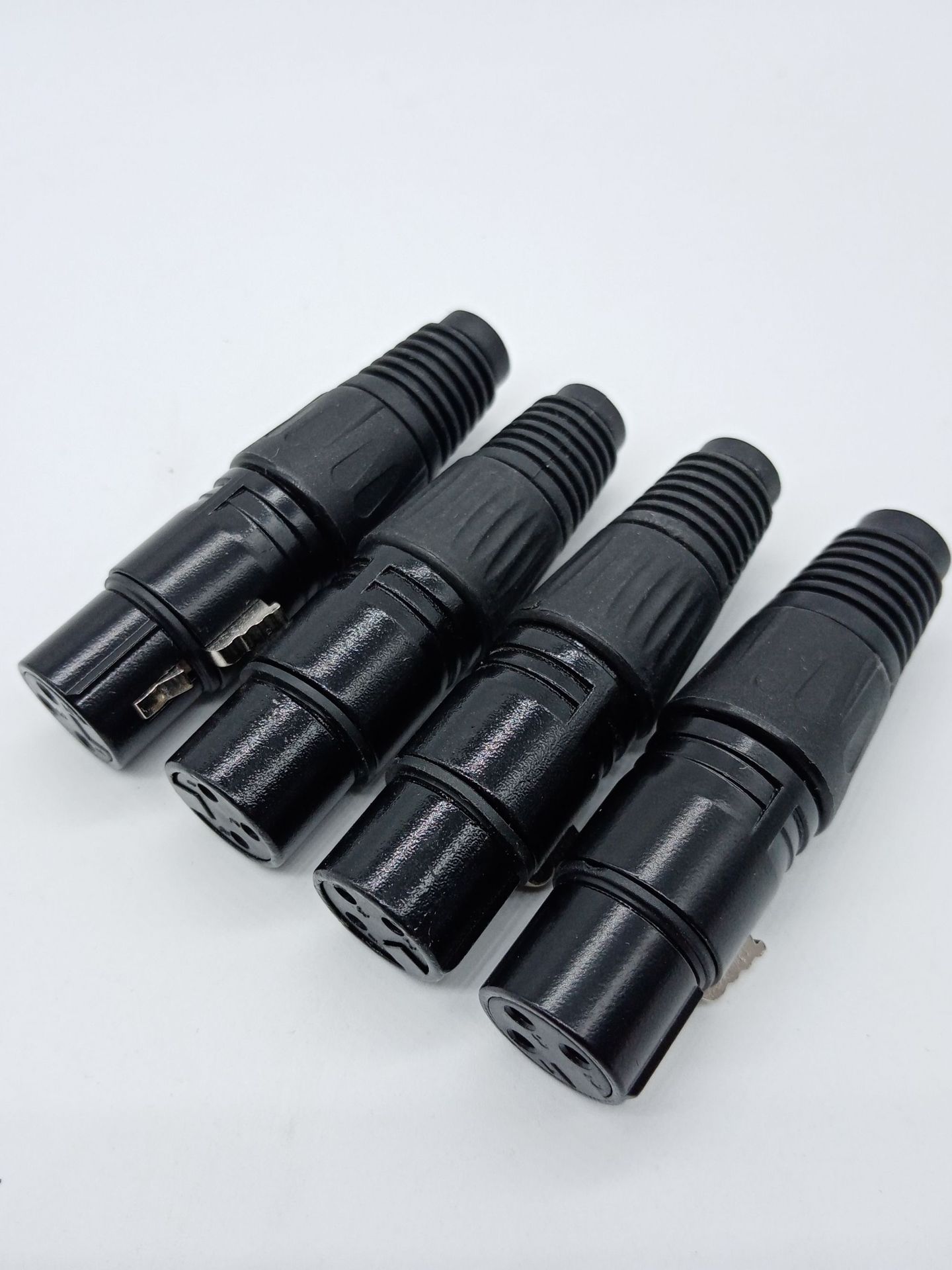 黑卡侬三芯母头可导电 卡侬头3p端子镀锡母座 话筒接头 xlr插头