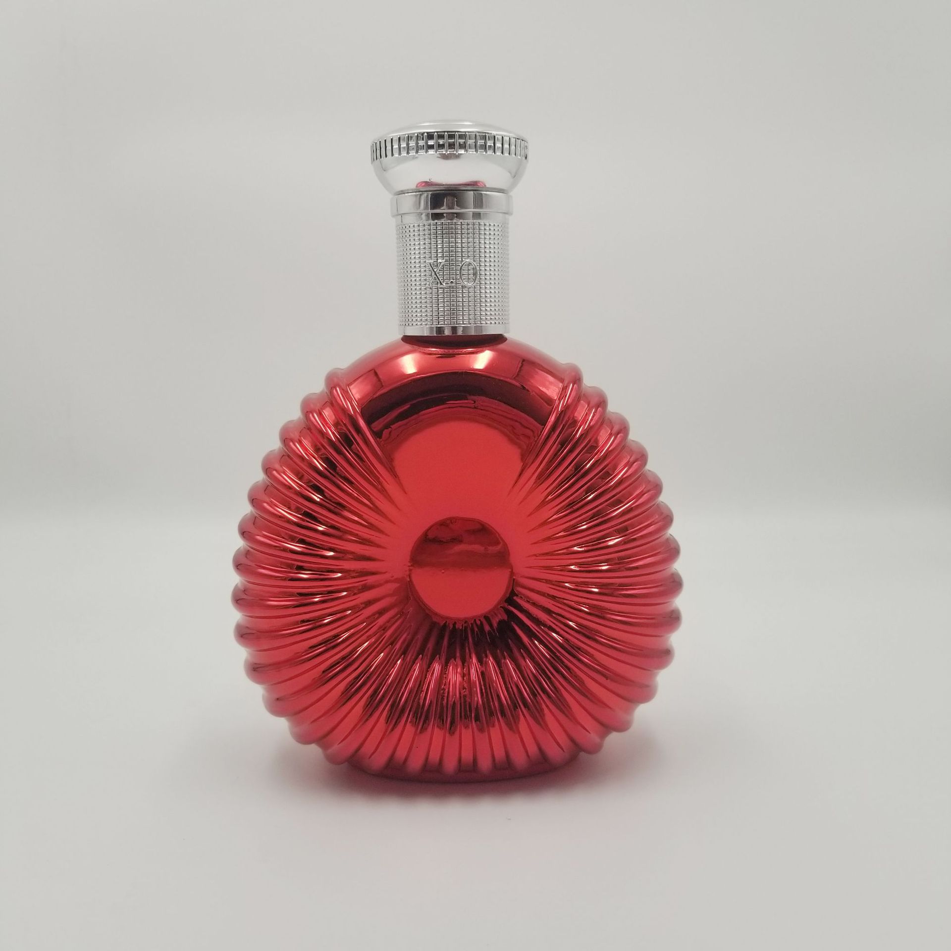 厂家销售电镀洋酒玻璃瓶700ml品质款洋酒瓶外贸货源新款酒瓶