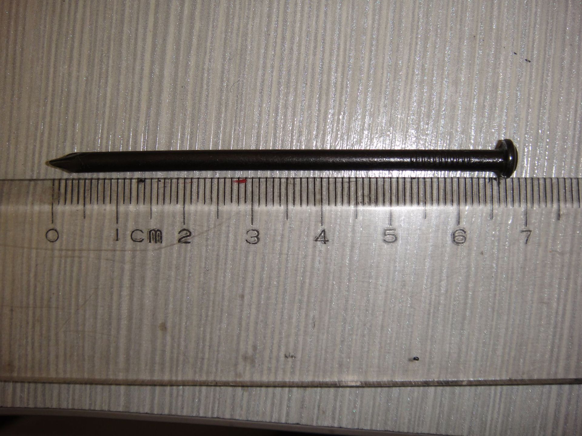 专业定制 铁半圆头半水泥钉