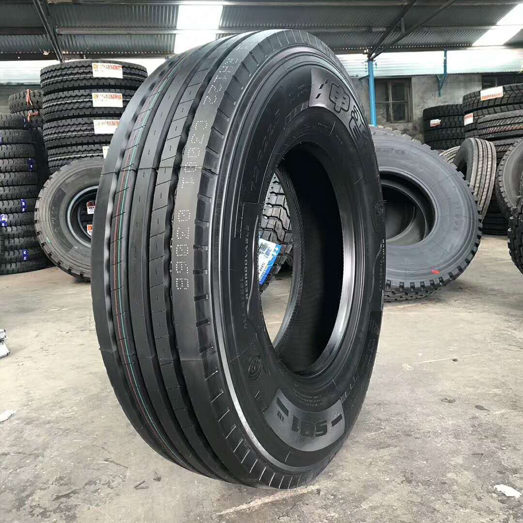 批发全钢载重汽车客车轮胎225/245/265/70r19.5真空卡车轮胎