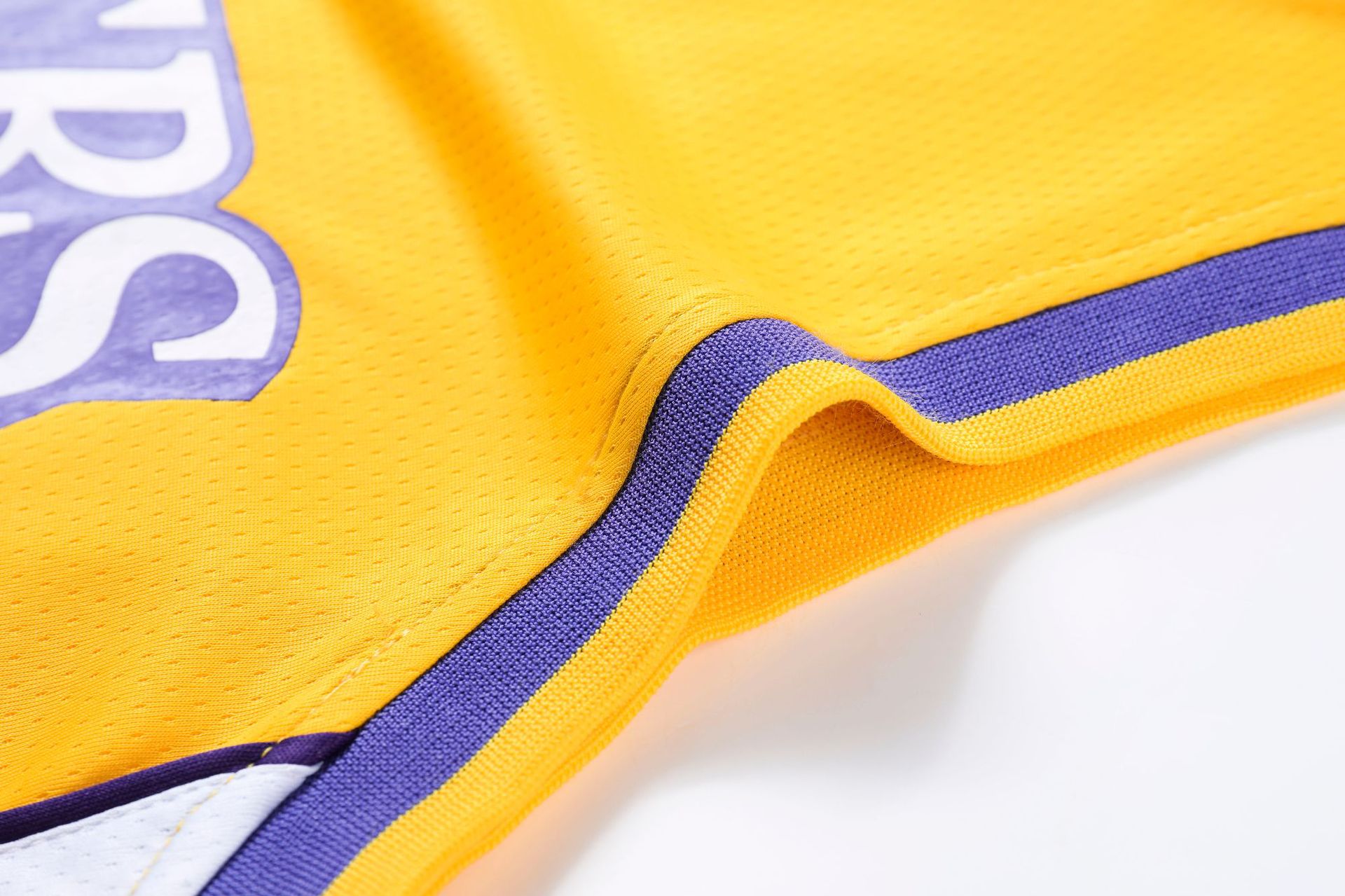 新款湖人城市版23号詹姆斯球衣比赛出场运动篮球服套装印字号定制