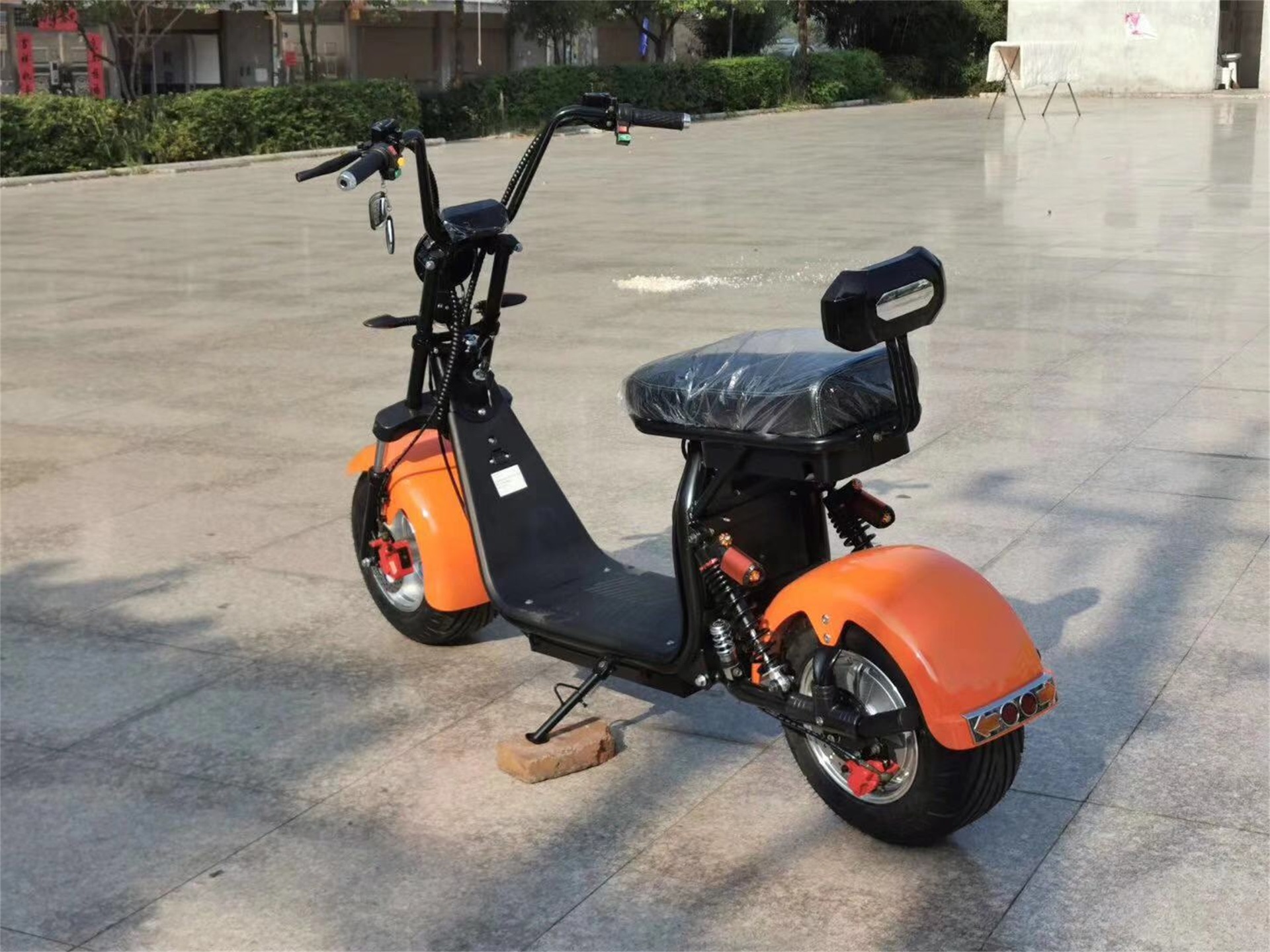 厂家直供哈雷电动车 大轮胎成人踏板代步电瓶车批发