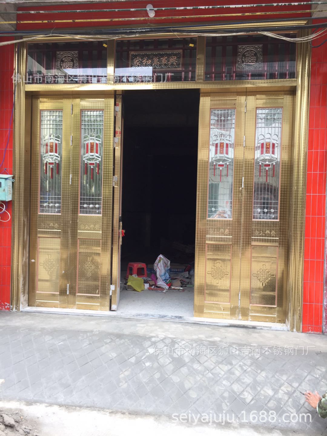 佛山吉南不锈钢门厂制造304不锈钢彩色六开大门