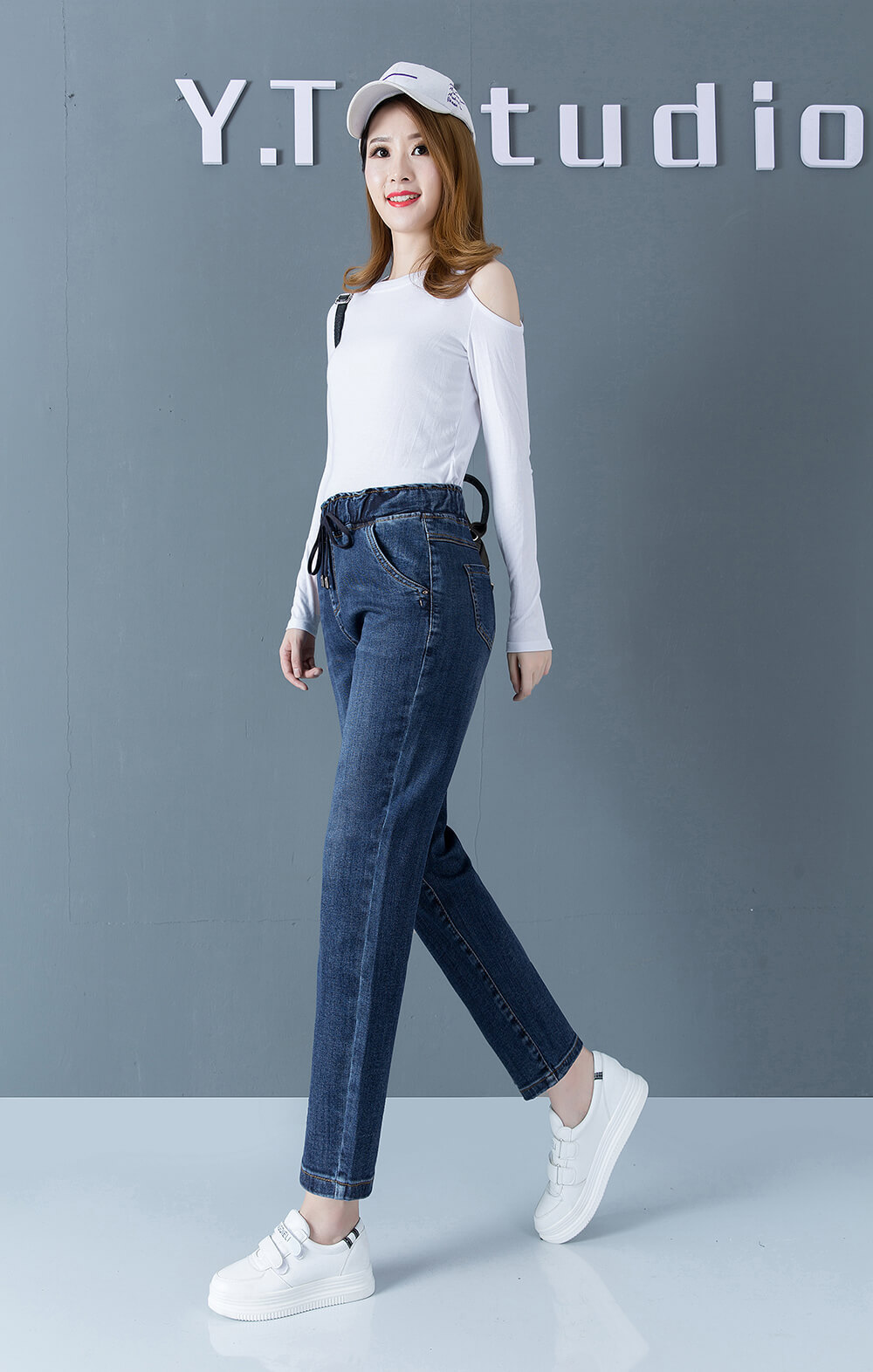 秋季新款牛仔裤女松紧绳腰头小直筒裤 哈伦裤宽松运动休闲