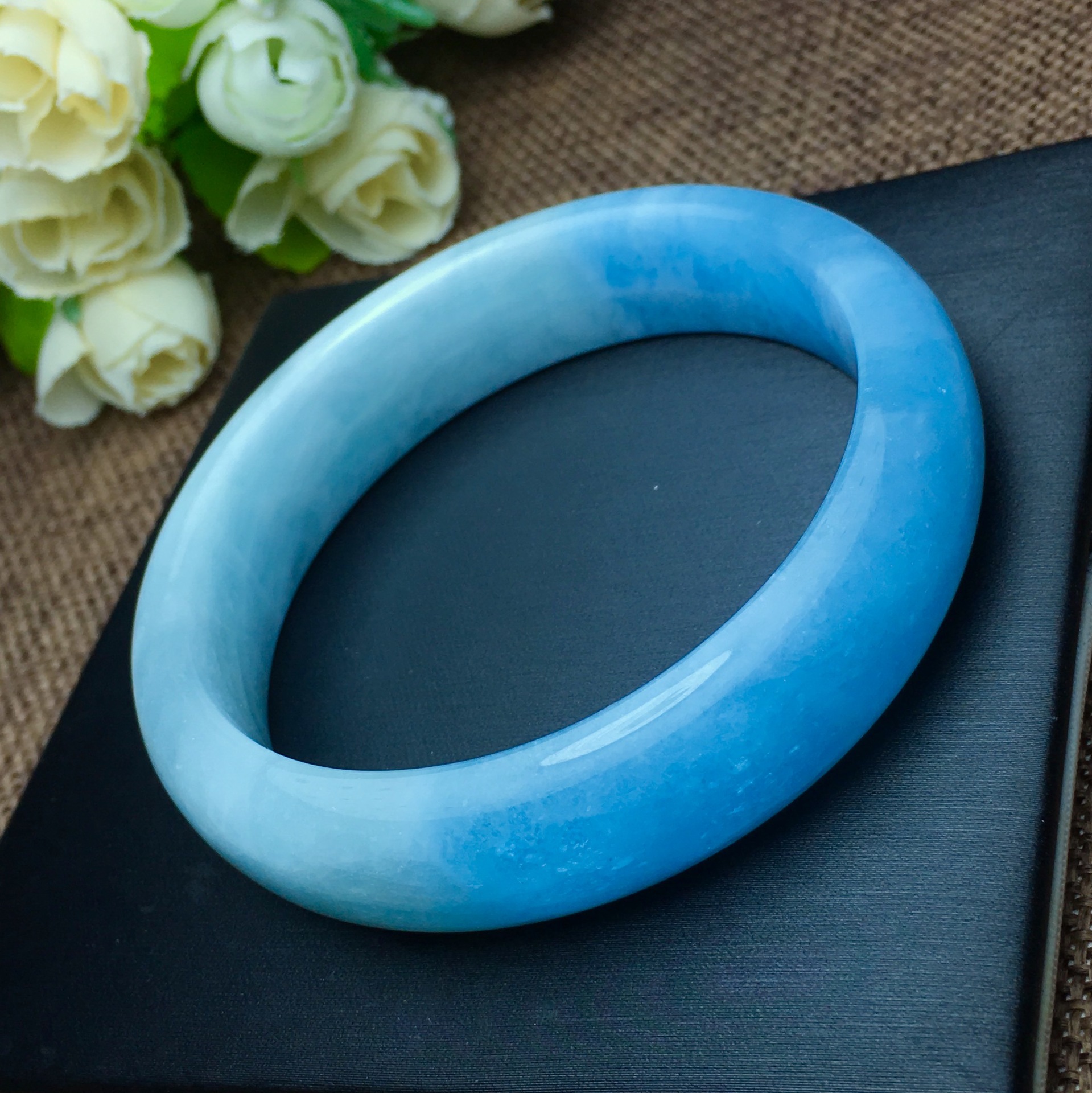 春夏新款 海蓝宝手镯 表面无裂 实物实拍 厂家批发 少量