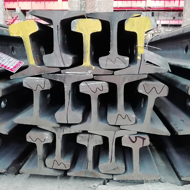 现货批发国标钢轨 u75v轨道钢 邯钢铁轨起重机专用重轨