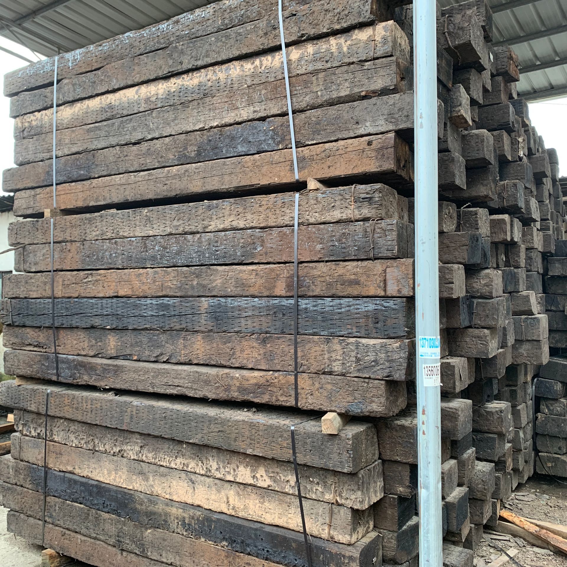 枕木垫木道轨枕木油浸枕木二手枕木旧枕木岔枕铁路枕木