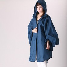 日本韩国斗篷雨衣 女士时尚成人轻便连体雨披 户外骑车雨衣加工厂