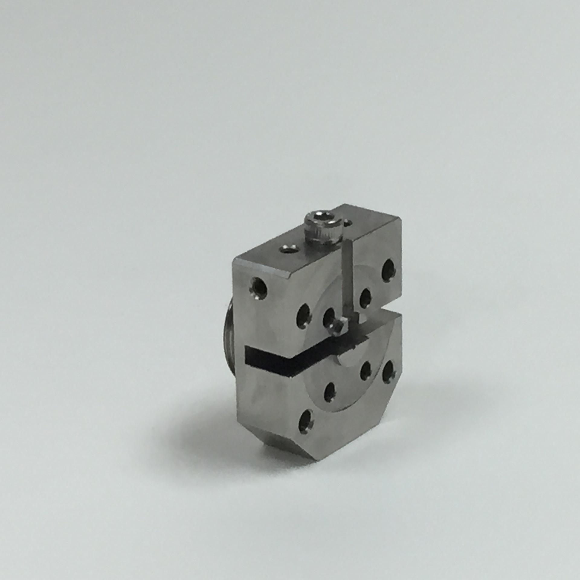 慢走丝配件机床 电火花 线切割法兰克f853下眼模座a290-8110-y762