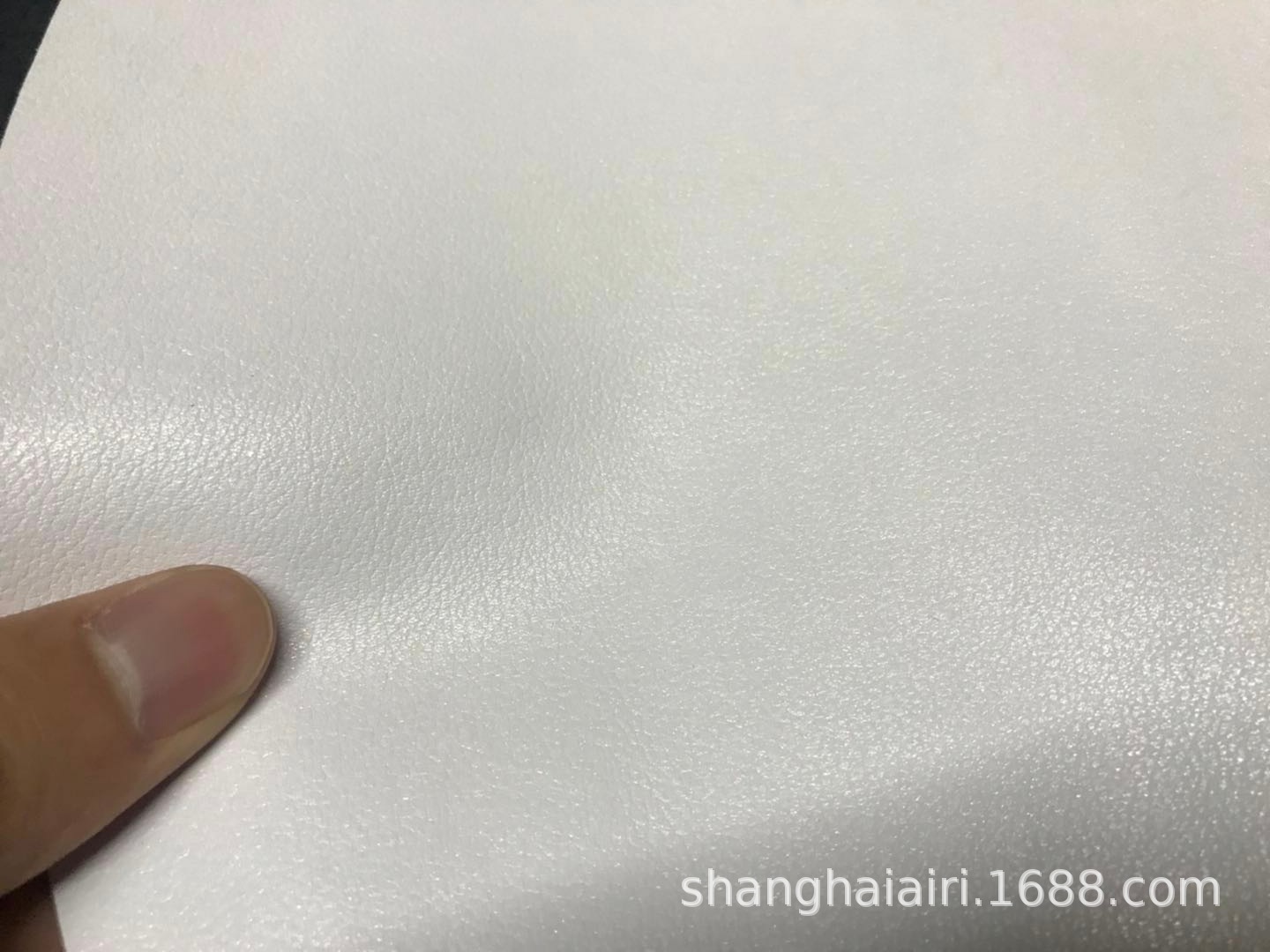 nappa纳帕纹白色牛皮箱包鞋履用真皮皮料新型二层牛皮手感柔软