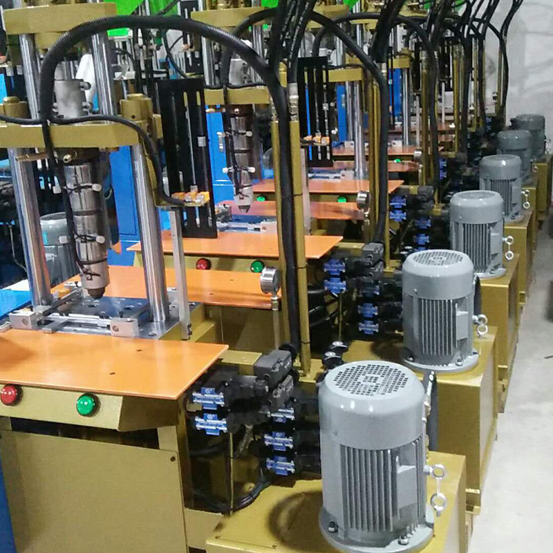 厂家直销 数据线成型注塑机 小型立式注塑机 台赞150双面机