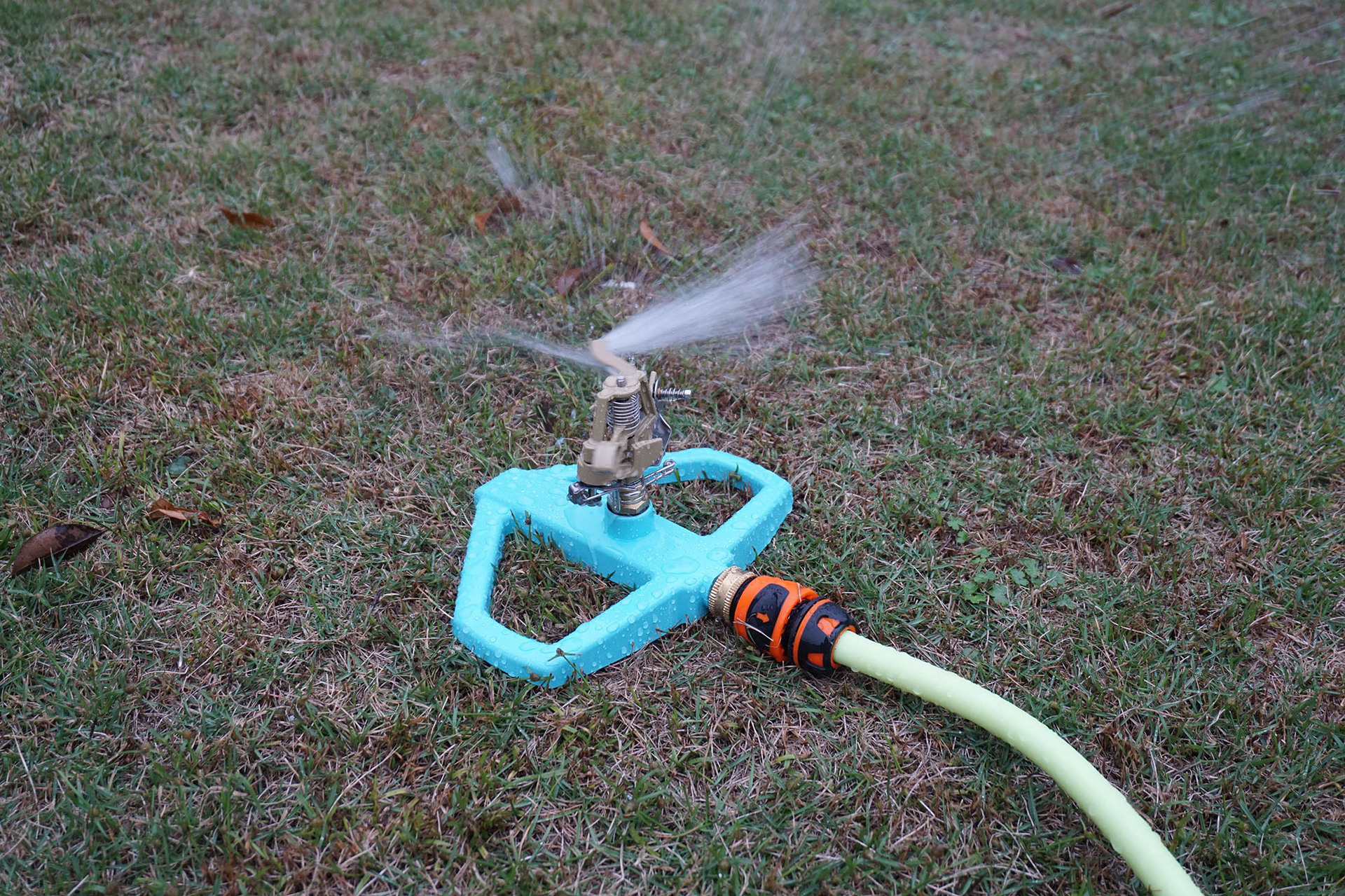 360度园林园艺草坪灌溉浇水自动旋转喷灌喷水喷头圆盘洒水器