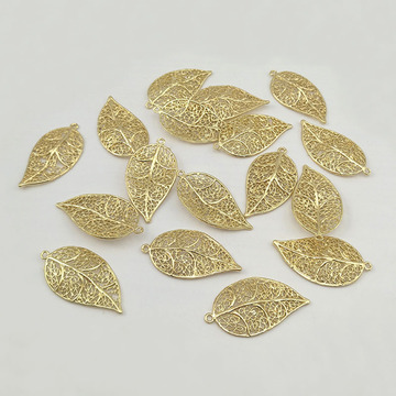 2cm经典镂空树叶带吊孔饰品金属叶子