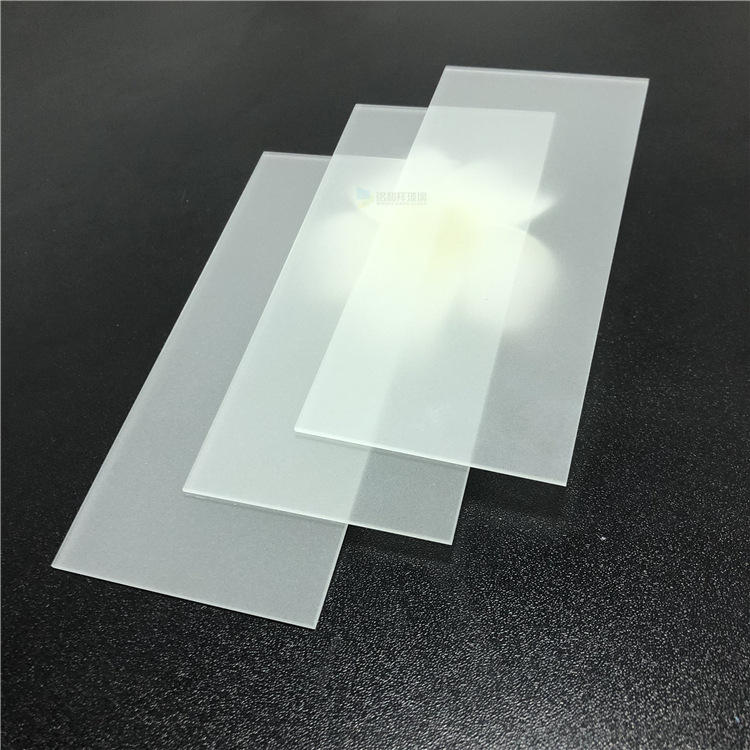 磨砂质感钢化玻璃2mm厚超白磨砂蒙砂玉砂钢化玻璃灯具磨砂玻璃片