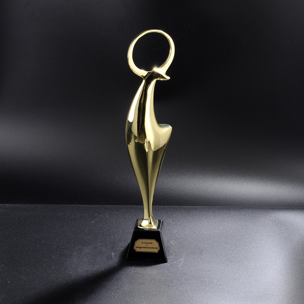 创意新款金属奖杯定做铅锡合金奖杯加工制作纪念颁奖奖座羚羊造型