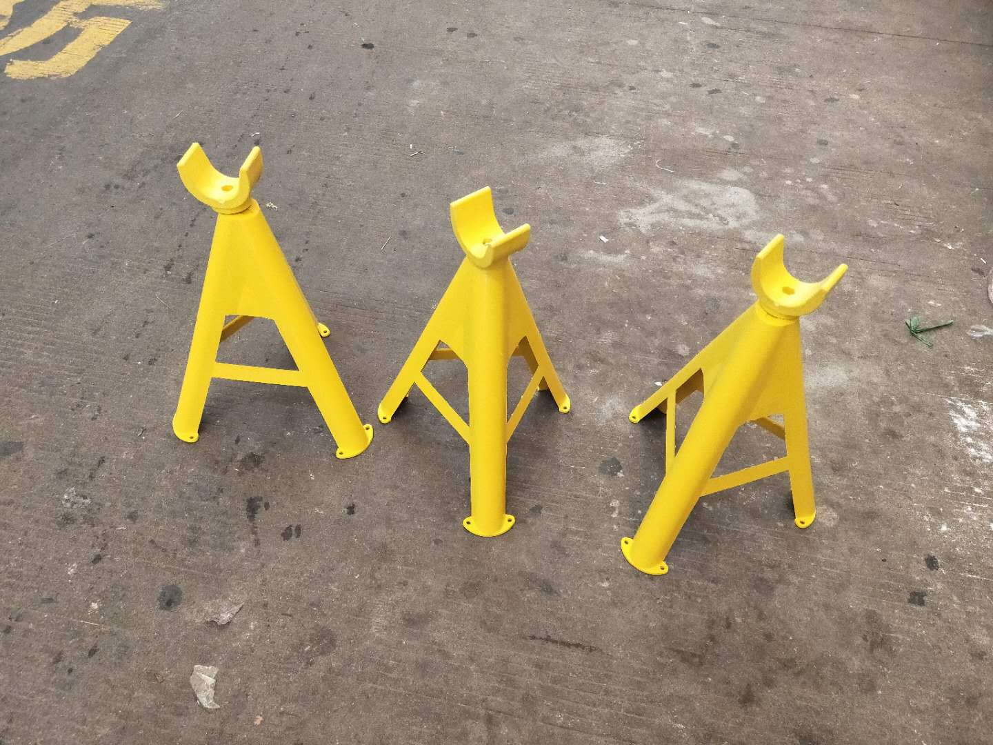 建筑电缆放线架 pvc电线电缆支架 玻璃钢固定三角支架