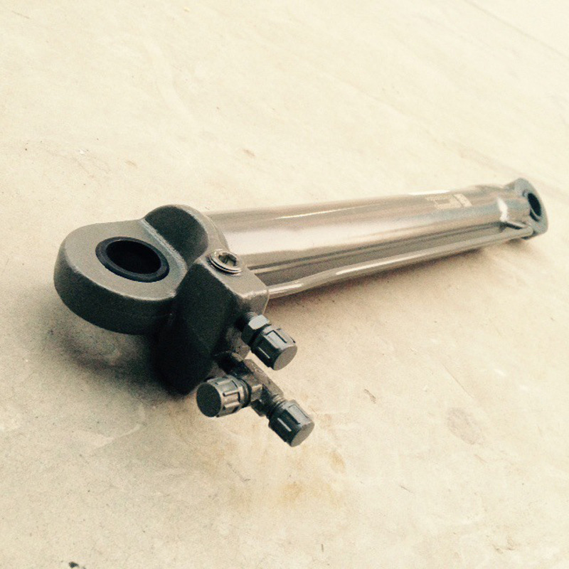 厂地批发现货重汽豪瀚配件 驾驶室翻转油缸az9525820020举升缸