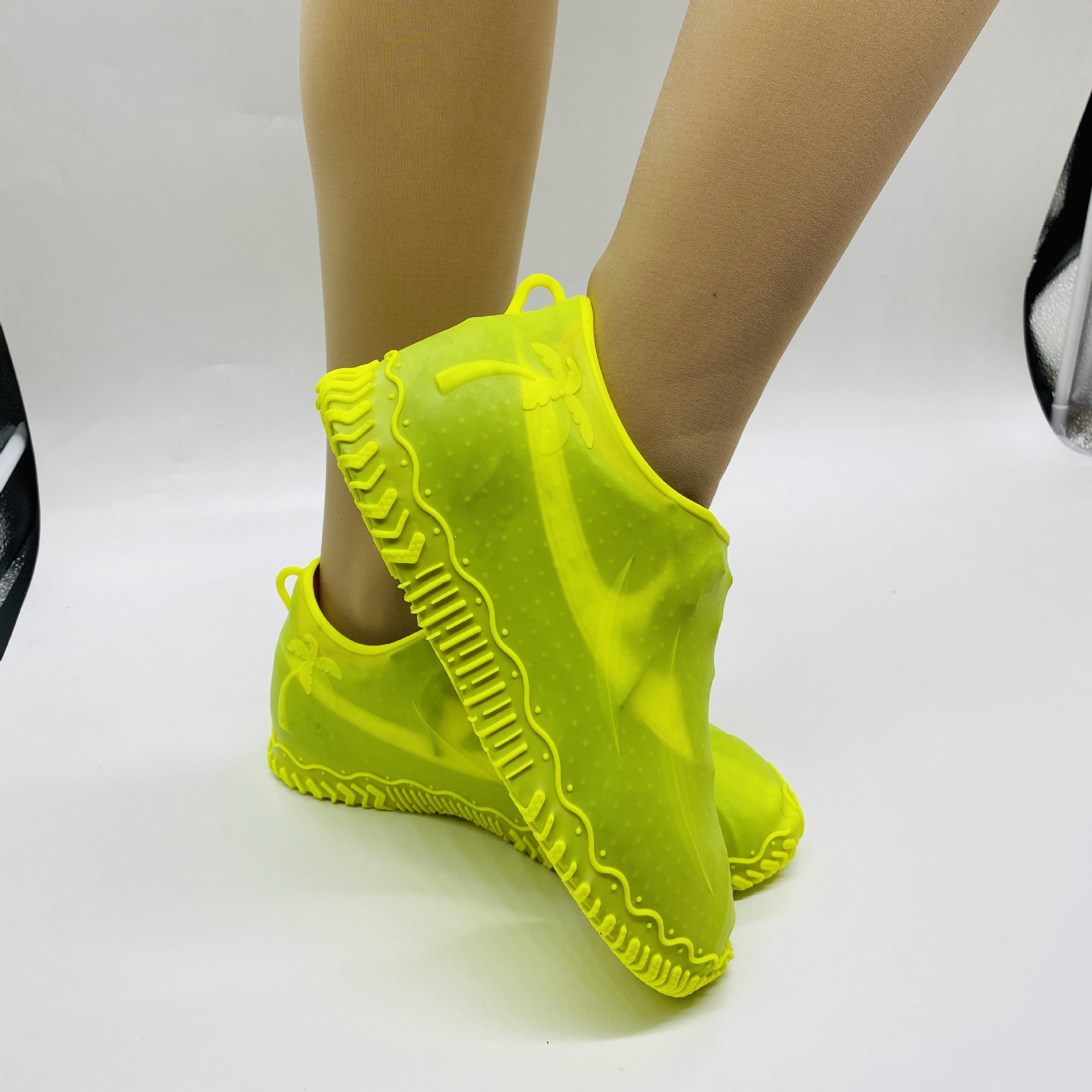 硅胶鞋套 防水鞋套雨天户外男女骑行鞋套 硅胶儿童防滑时尚雨鞋套